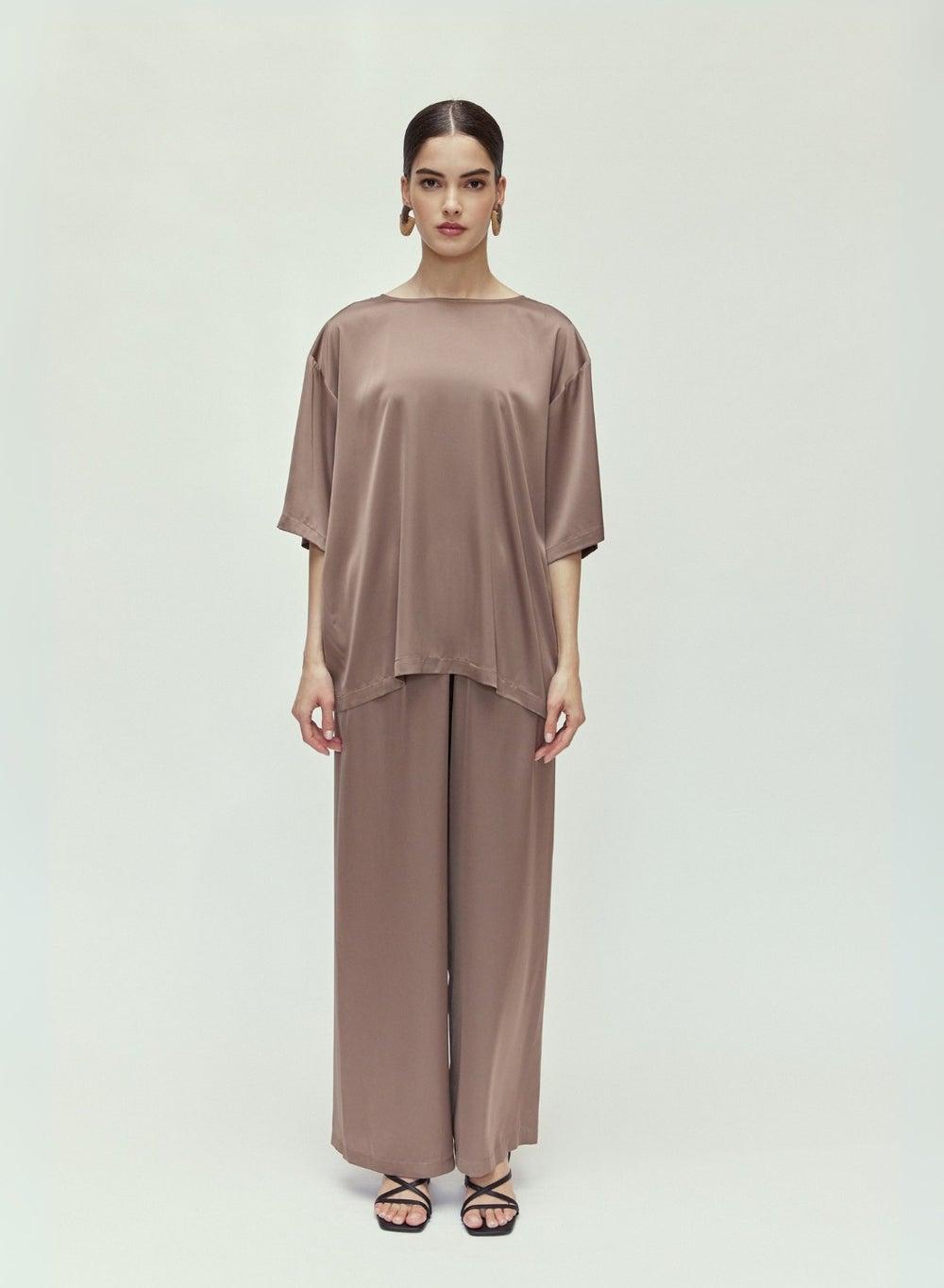 Essential Silk Satin Top-Pants Set - Image 1