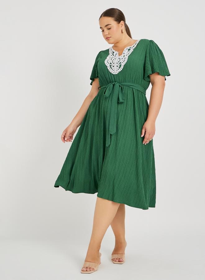 Green Lace Trim Midi Dress with Belt - Image 1
