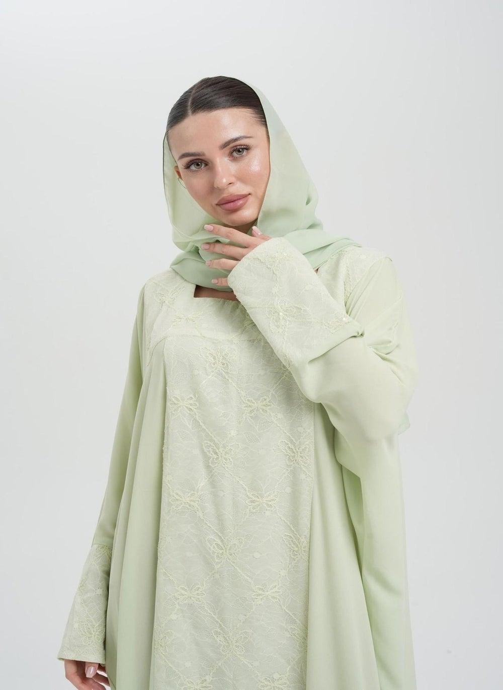 Embellished Kaftaan Closed Abaya with Work Detailing - Image 1