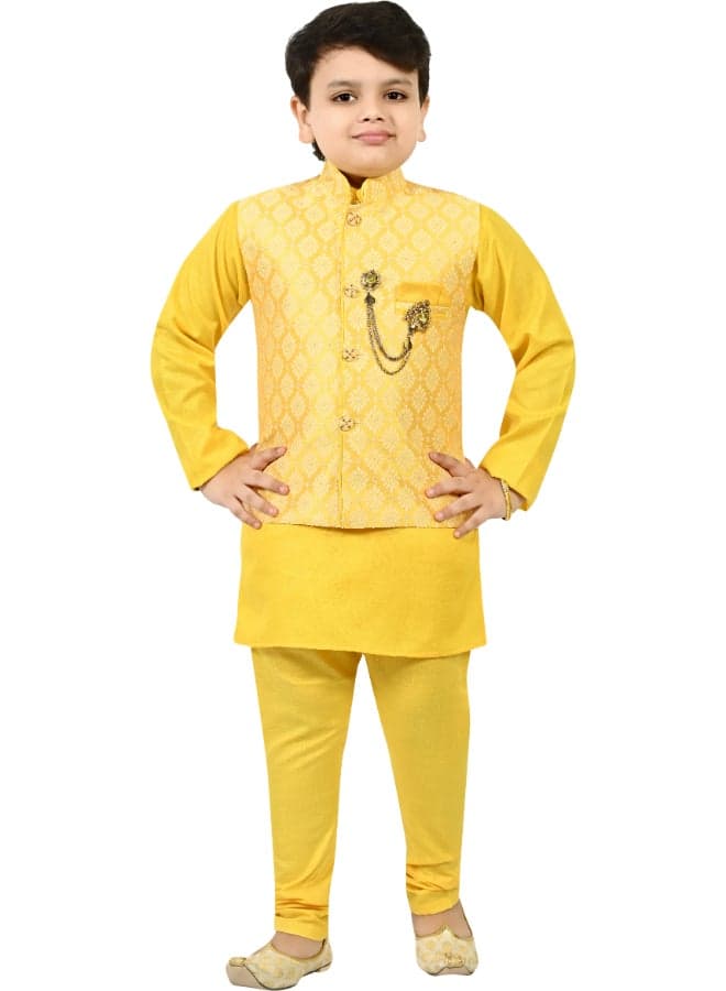 Boys Yellow Floral Pattern Kurta Set - Image 1