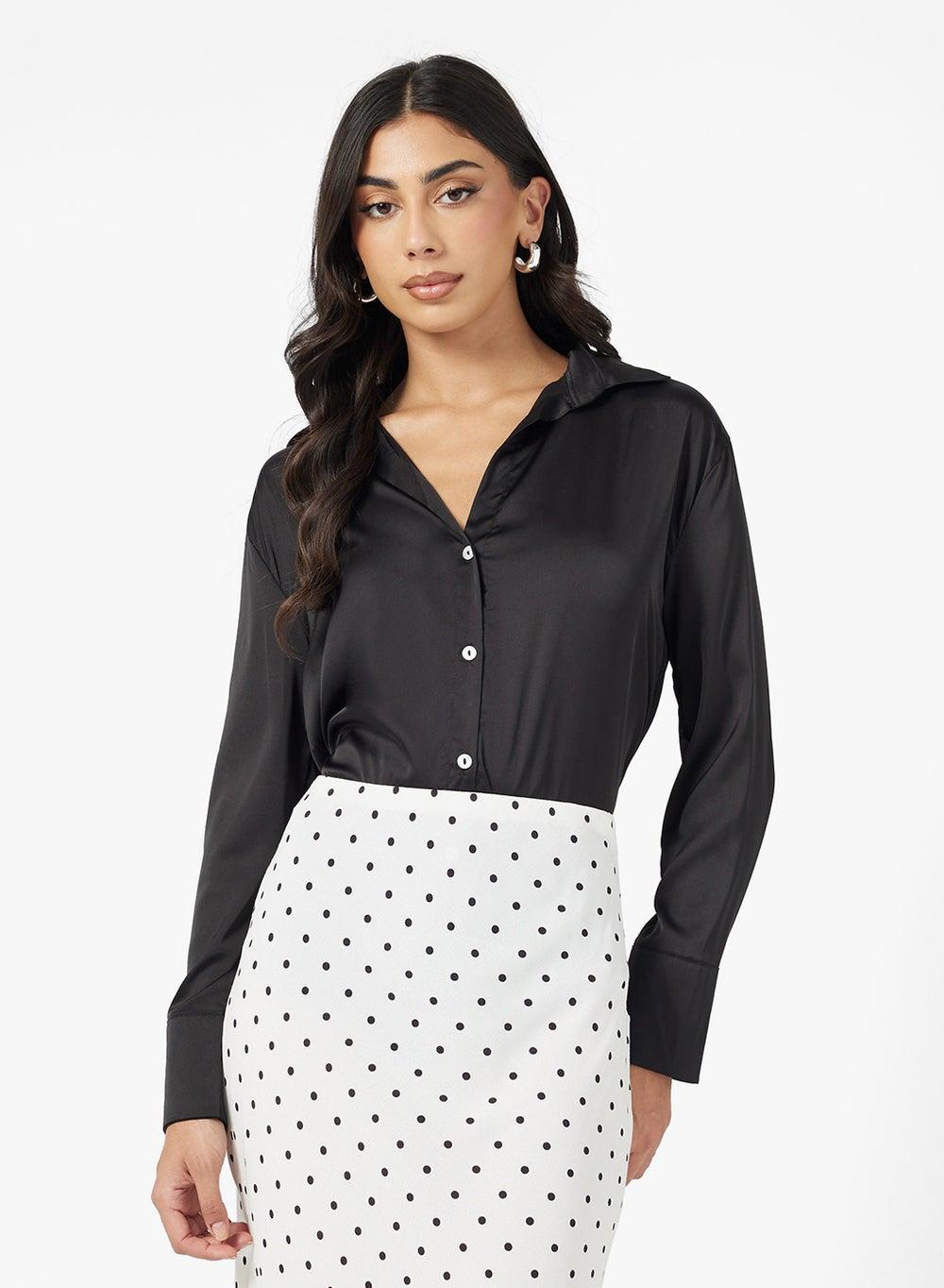Classic Black Long Sleeve Button-Up Shirt with Collar - Image 1