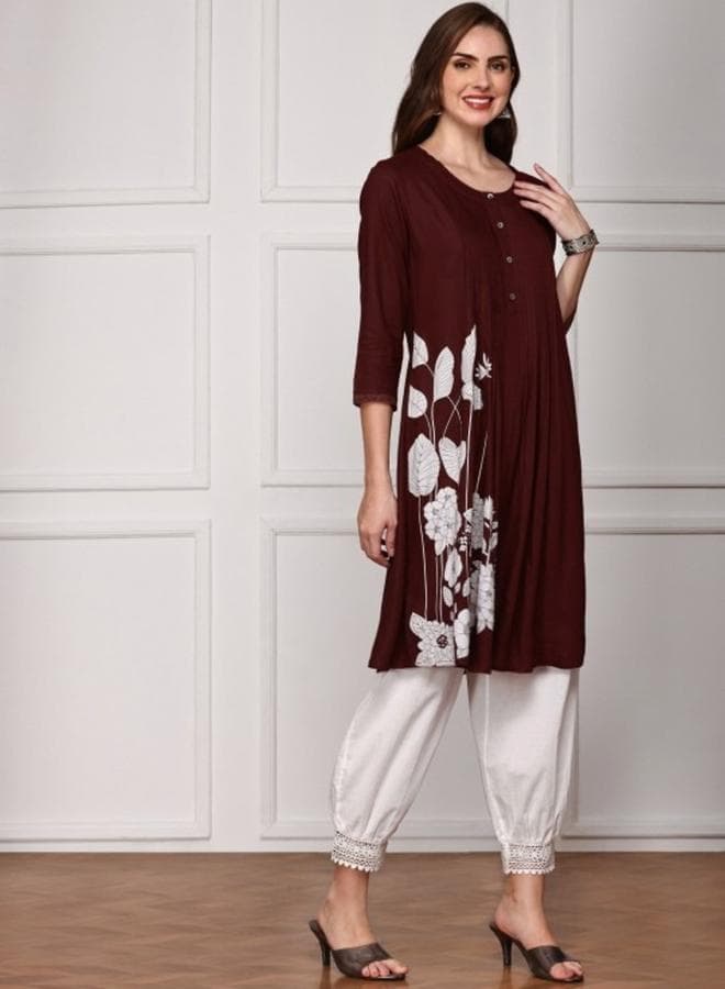 Women's Maroon Rayon Printed Straight Fit Kurta - Image 1