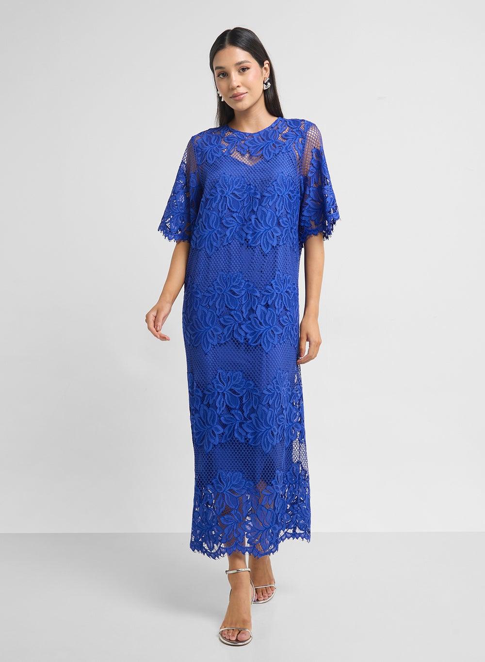 Blue Floral Lace Midi Dress for Special Occasions - Image 1