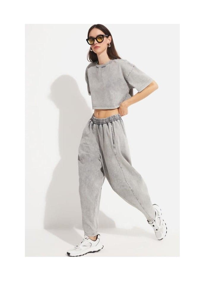 Crew Neck Crop Top and Pants Set - Image 1