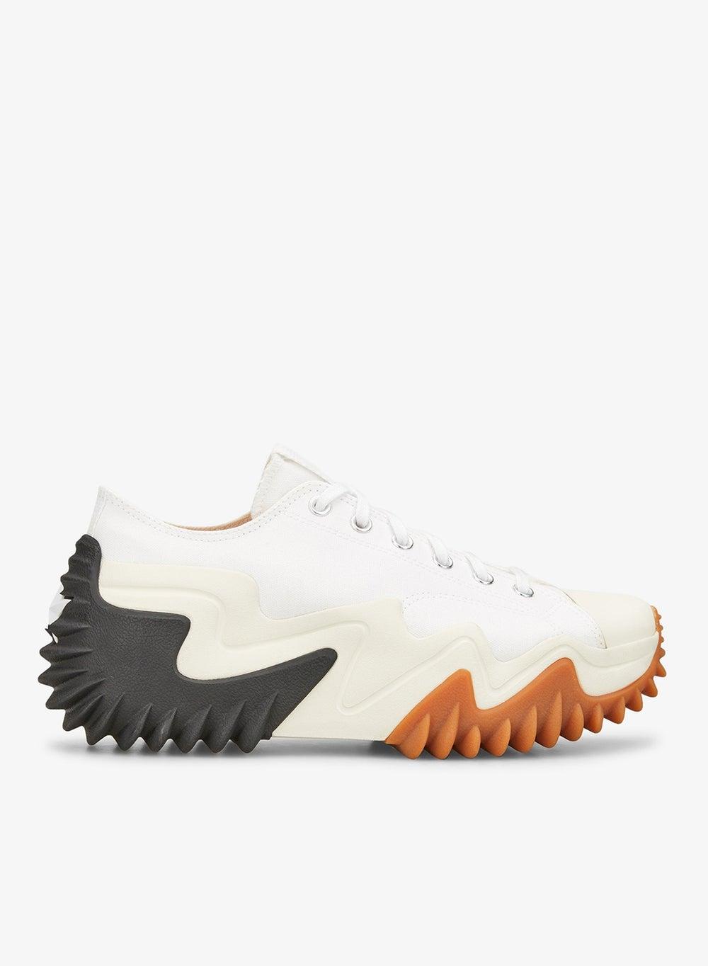 Converse Run Star Motion Unisex Platform Shoes - Image 1