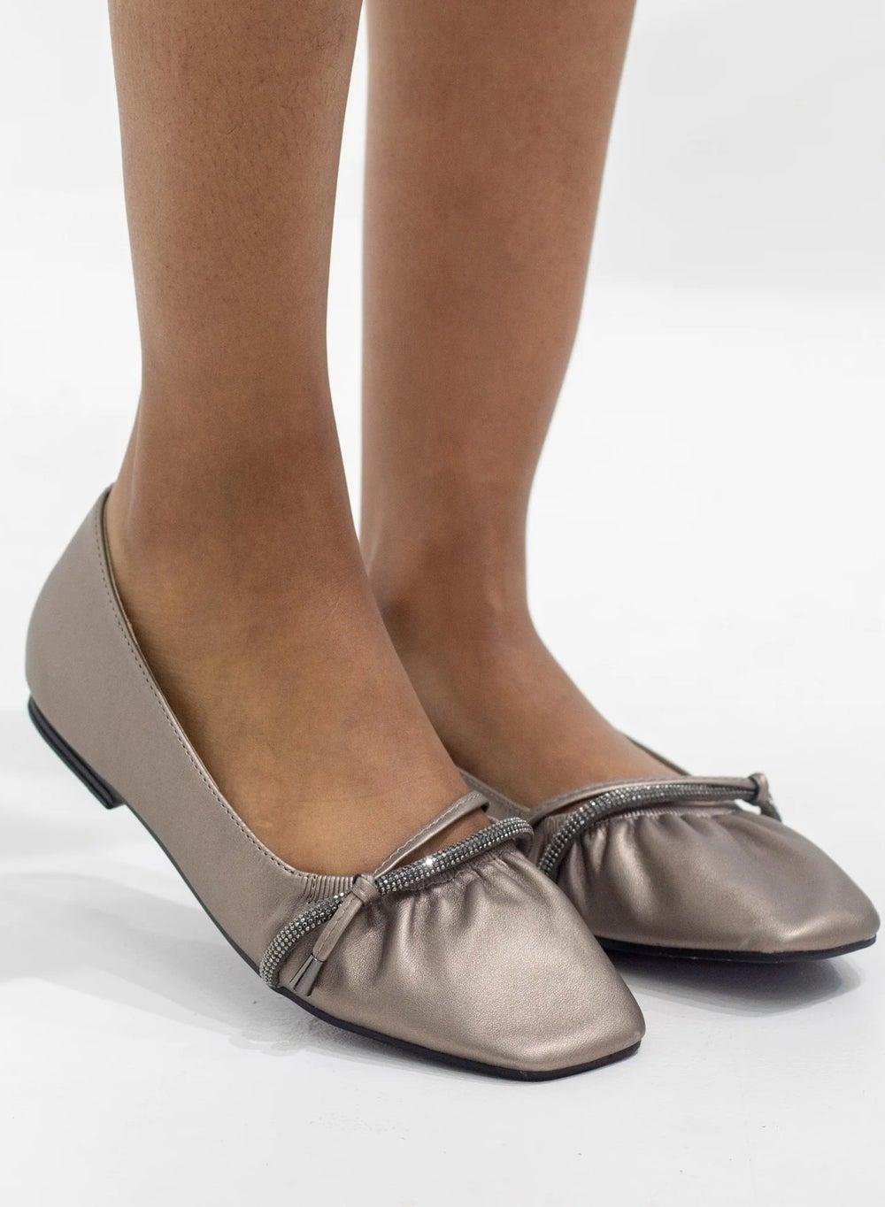 Calistos Pewter Pump with Side Knot Belt - Image 1