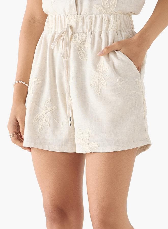 2Xtremz Leaf Embroidered Shorts with Drawstring and Pockets - Image 1