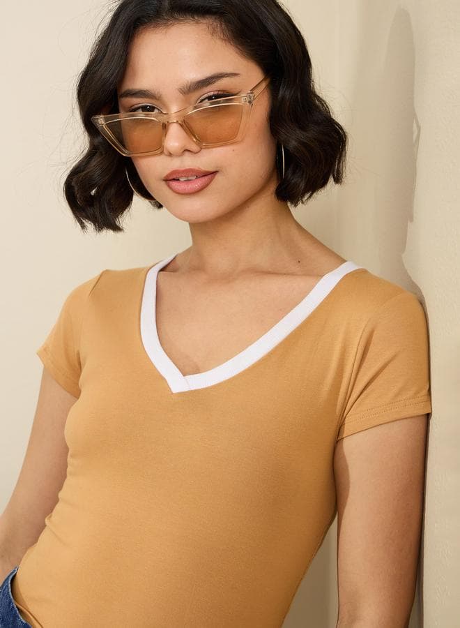 Women Tan Contrast Deep V Neck Fitted Crop T-Shirt - Image 1