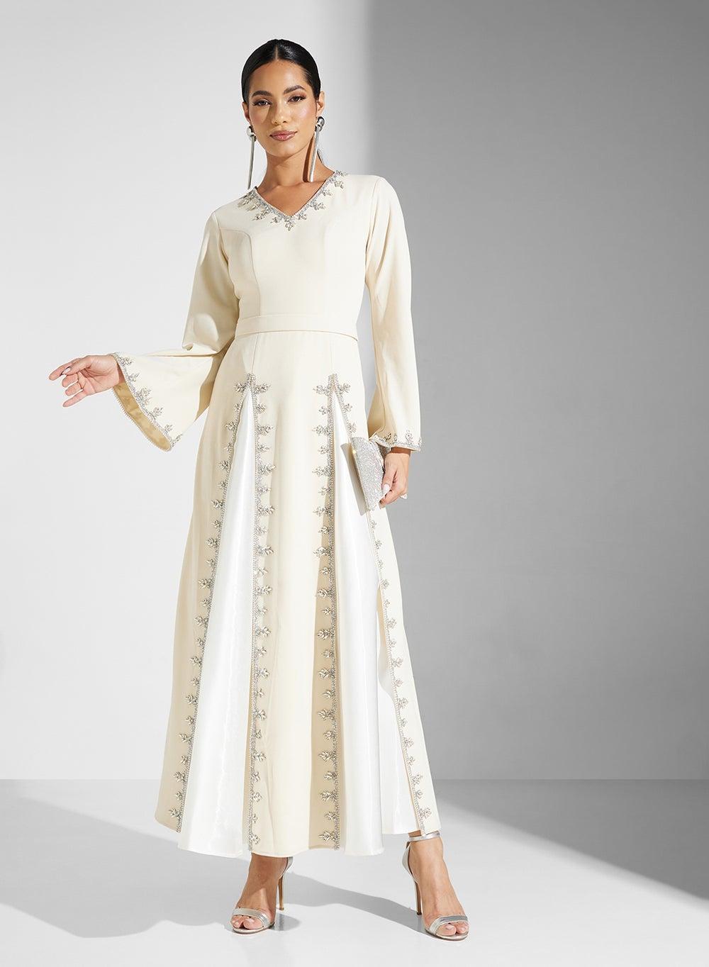 V-Neck 2 Tone Slits Crepe Dress - Image 1