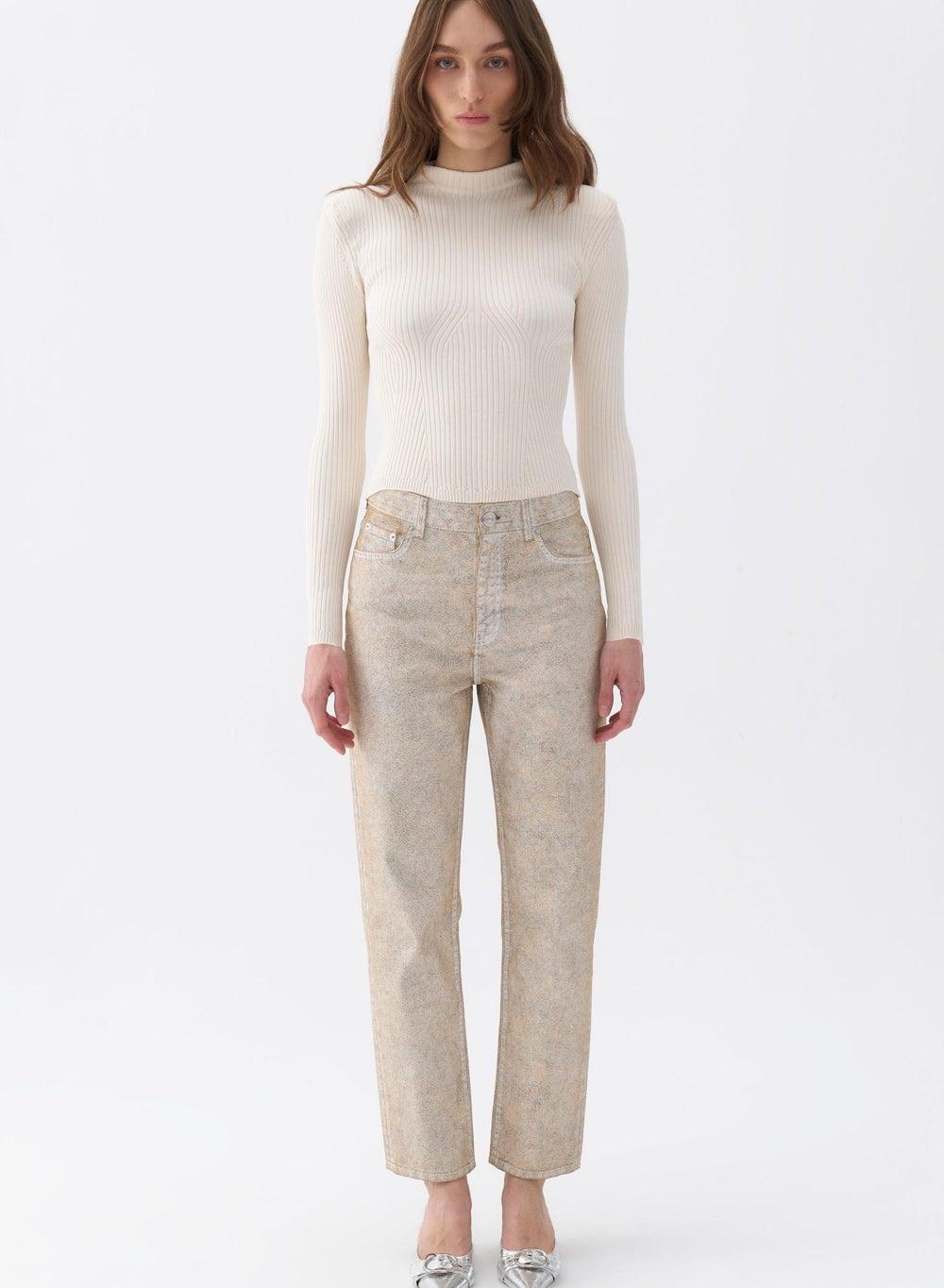 Mom Fit Jeans for Everyday Wear - Image 1
