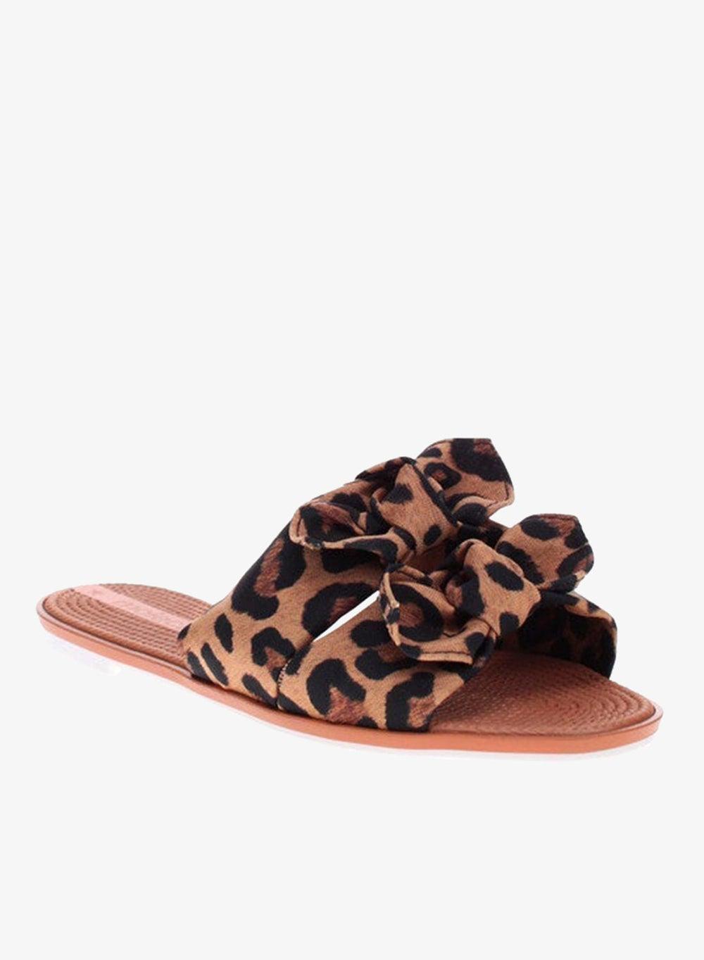 Women’s Flat Sandals for Everyday Comfort - Image 1