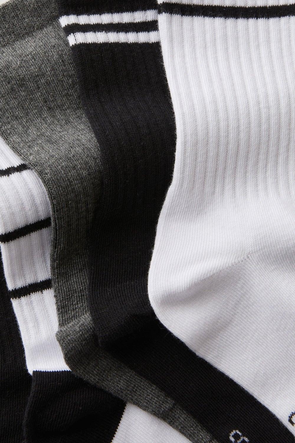 5PK Crew Socks for Everyday Comfort - Image 1