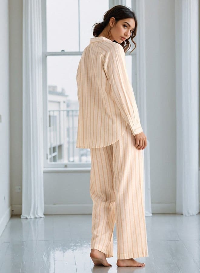 Button-Down Pyjama Set with Shirt and Trousers - Image 1