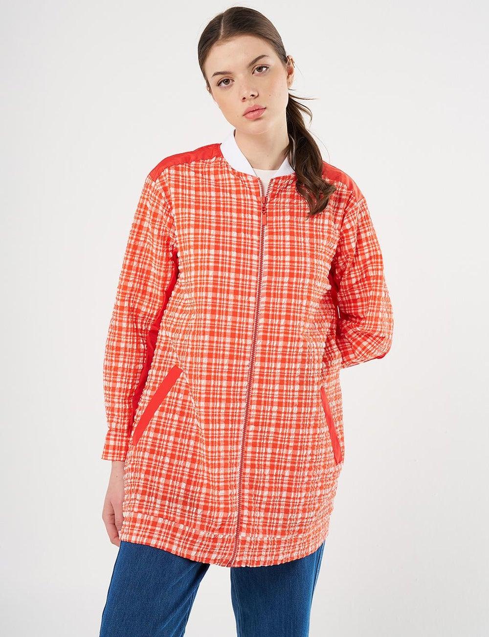 Coral Zippered Textured Jacket with Ribbed Collar - Image 1