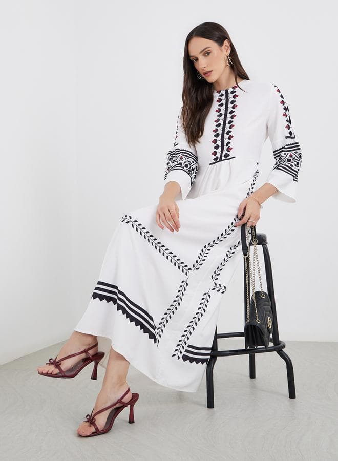 Border Print A-Line Maxi Dress with 3/4 Sleeves - Image 1