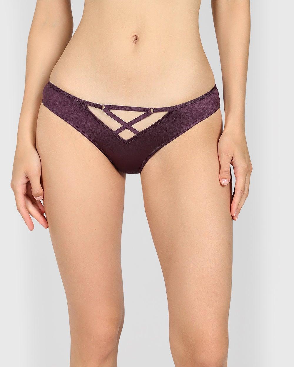 Isla & Evie Black Satin Thong - Image 1