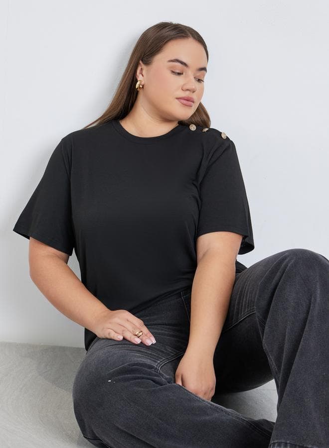 Styli Plus Size Black Shoulder Button T-Shirt - Image 1