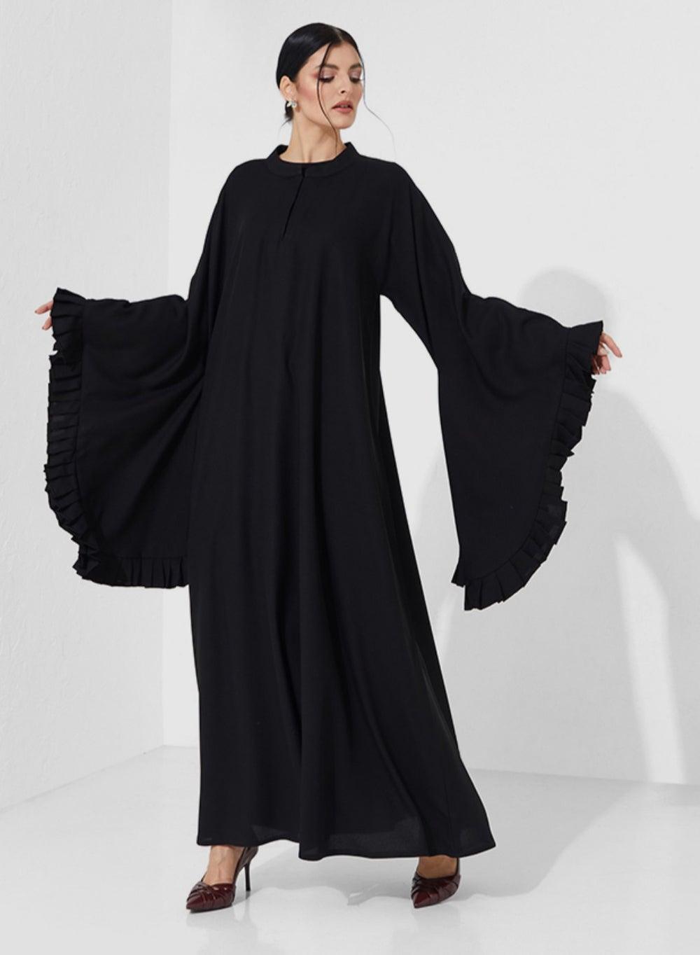 Crepe Close Abaya with Flowing Sleeves and Belt - Image 1