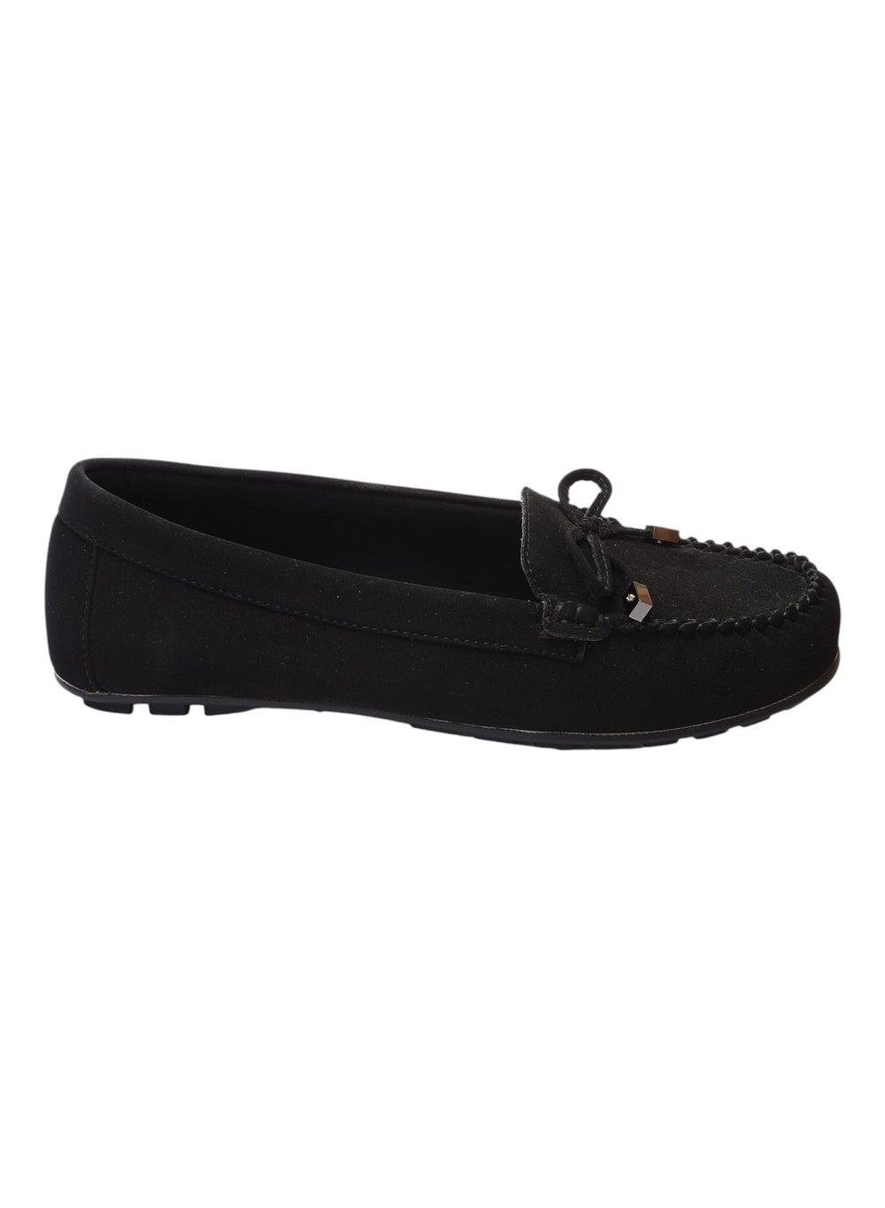 Bata Casual Black Flat Loafer Shoes - Image 1