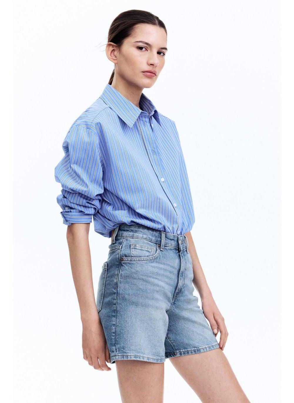 High-Waisted Denim Shorts with Stretch Comfort - Image 1