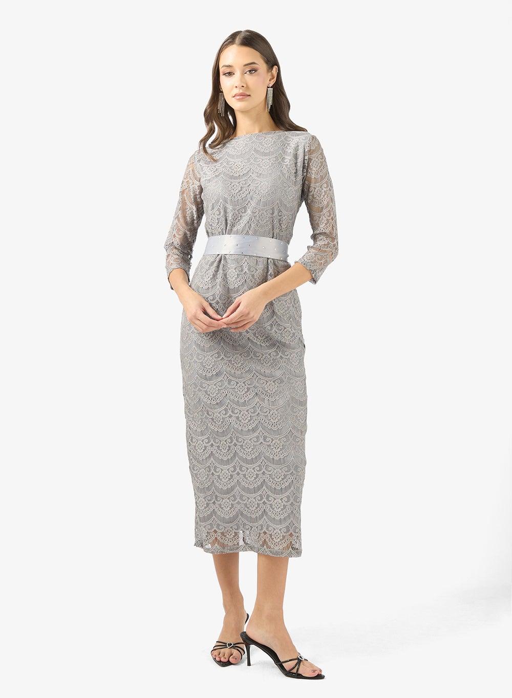 Lace Sheath Dress for Elegant Arabian Occasions - Image 1