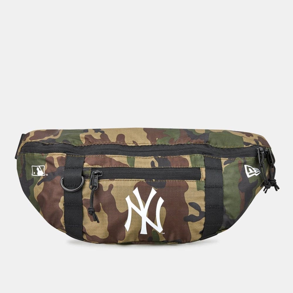 New York Yankees Camo Waist Pack - Image 1