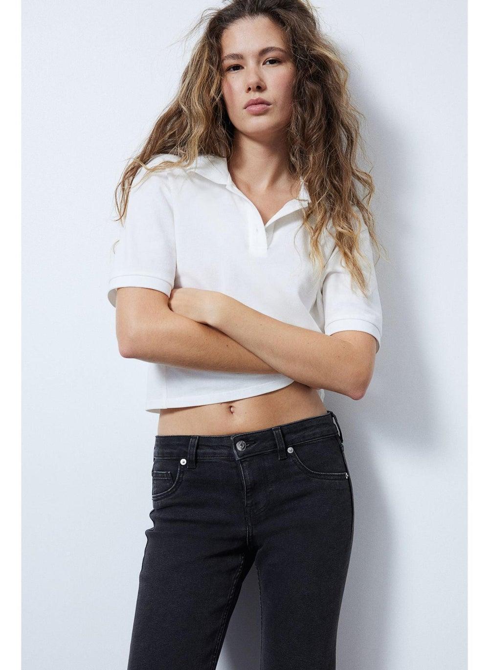 Flared Low Jeans with Slim Fit and Stretch - Image 1