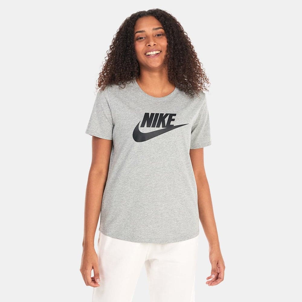 Nike Women's Sportswear Essentials Logo T-Shirt - Image 1