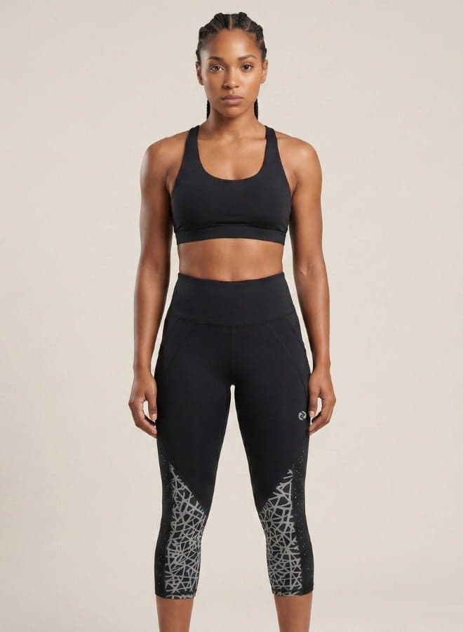 Zaecy Women's Mid-Waisted Cropped Leggings - Image 1