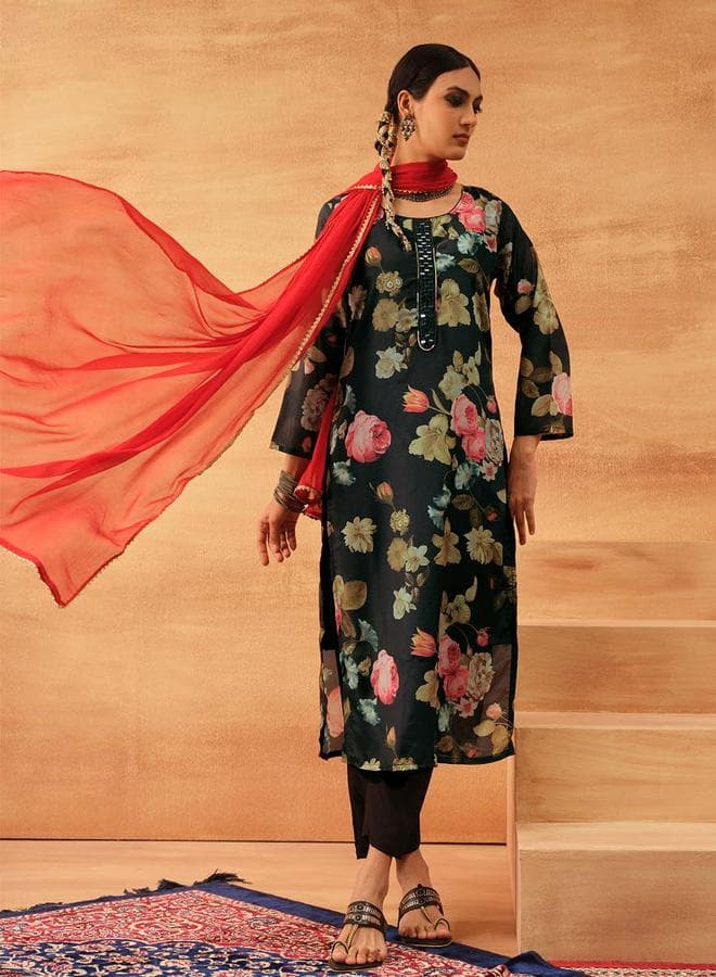 Women's Black Chinon Printed 3 Piece Kurta Set - Image 1