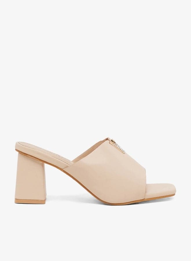 Heeled Sandals for Effortless Day-to-Night Style - Image 1