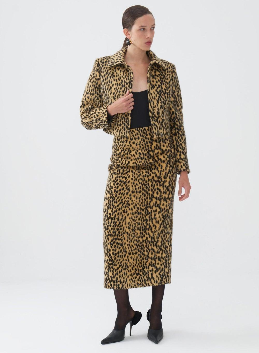 Leopard Print Padded Jacket with Shirt Collar - Image 1