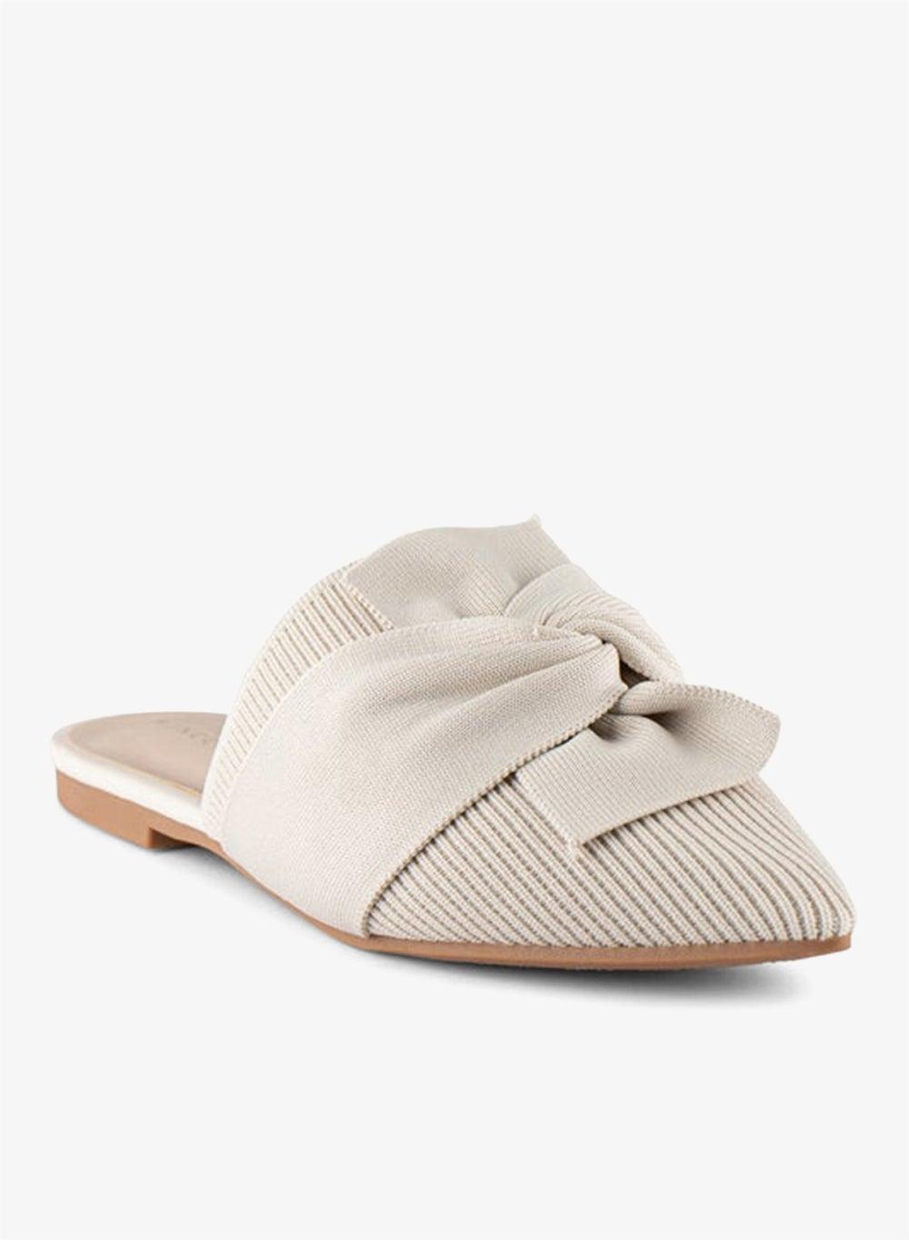 Women Pointed Toe Low Heel Sandals - Image 1