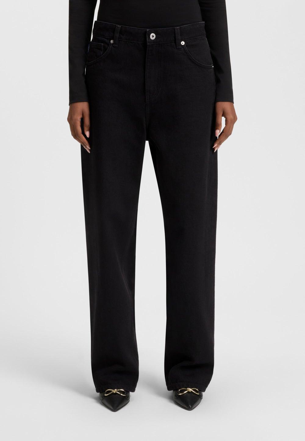 Relaxed-Fit Black Denim Jeans with Low Rise - Image 1