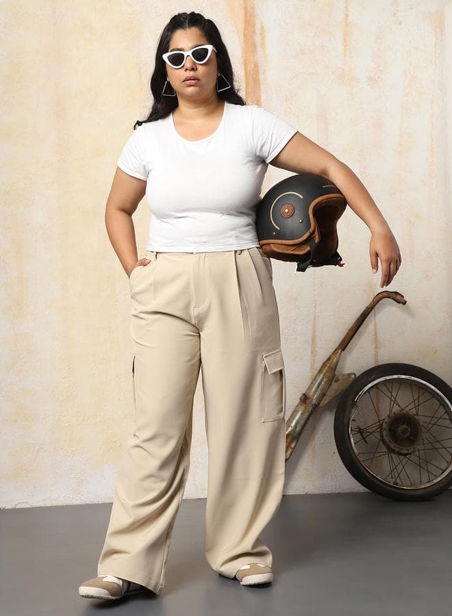 Women Loose Fit High-Rise Wrinkle Free Pleated Cargo Trousers - Image 1