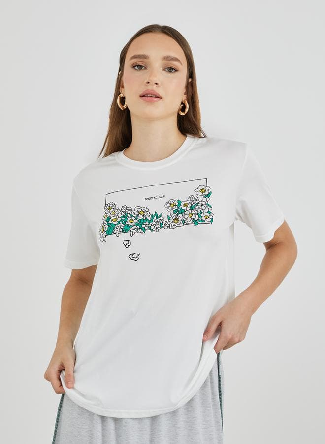 Graphic Printed Oversized Women’s T-Shirt - Image 1