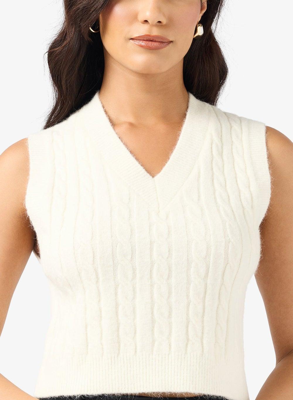 Casual Cable Knit Vest for Layered Everyday Style - Image 1