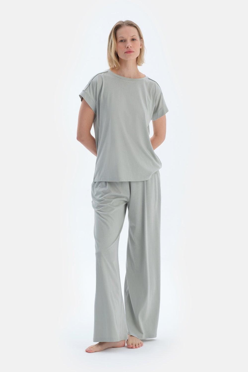 Cotton Blend Crew Neck Pajama Set for Women - Image 1