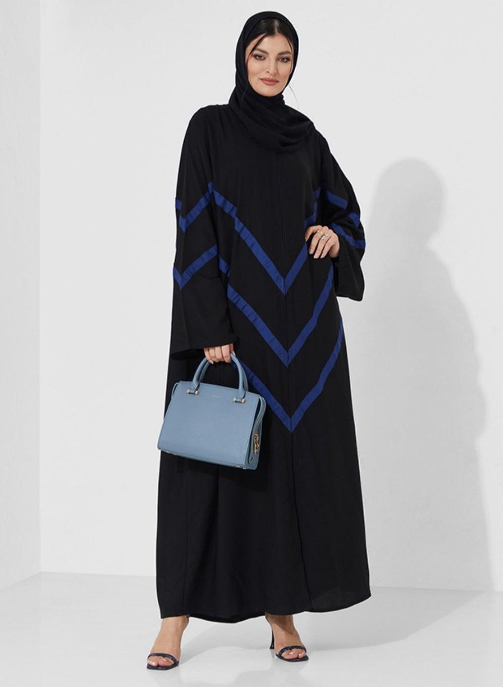 Navy Crepe Open Abaya with Line Design - Image 1