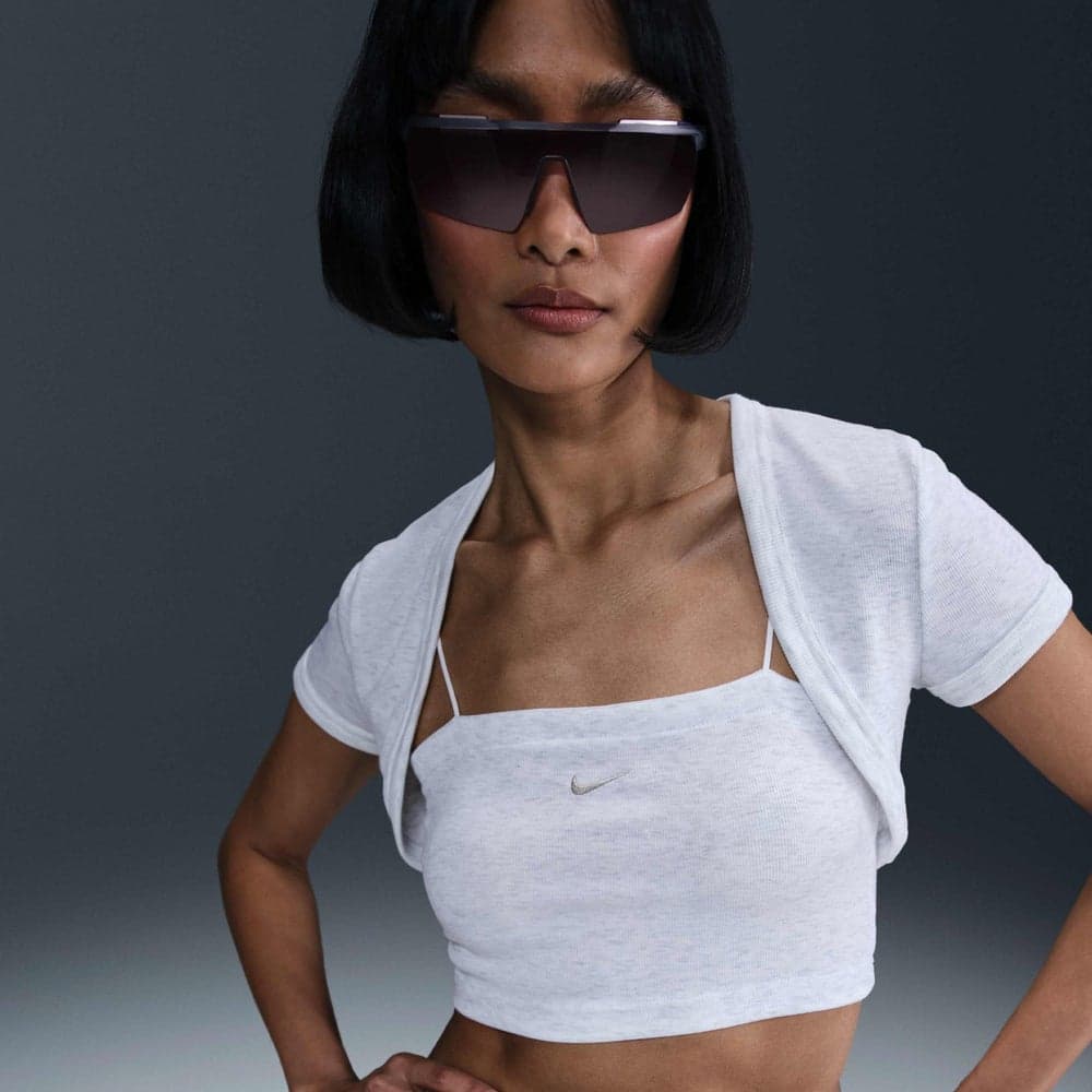Nike Women's Chill Knit 2-In-1 Tank and Shrug Set - Image 1