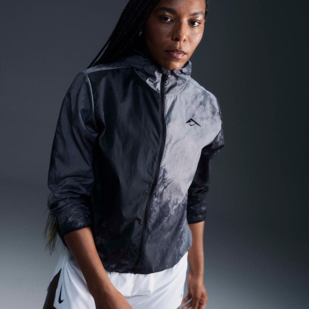 Women's Trail Repel Water-Repellent Running Jacket - Image 1
