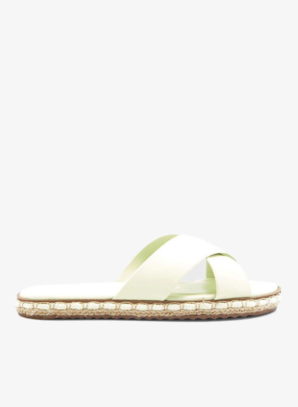 Women’s Flat Sandals for Everyday Comfort and Style - Image 1