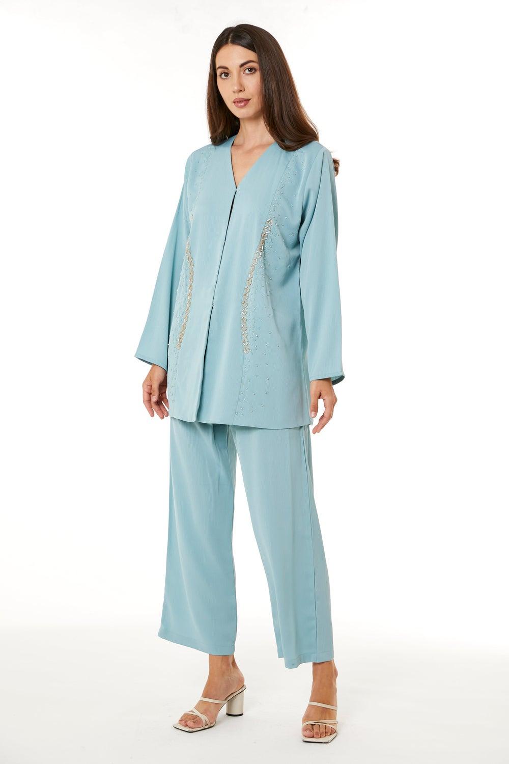 V-Neck Top and Pant Set for Women - Image 1
