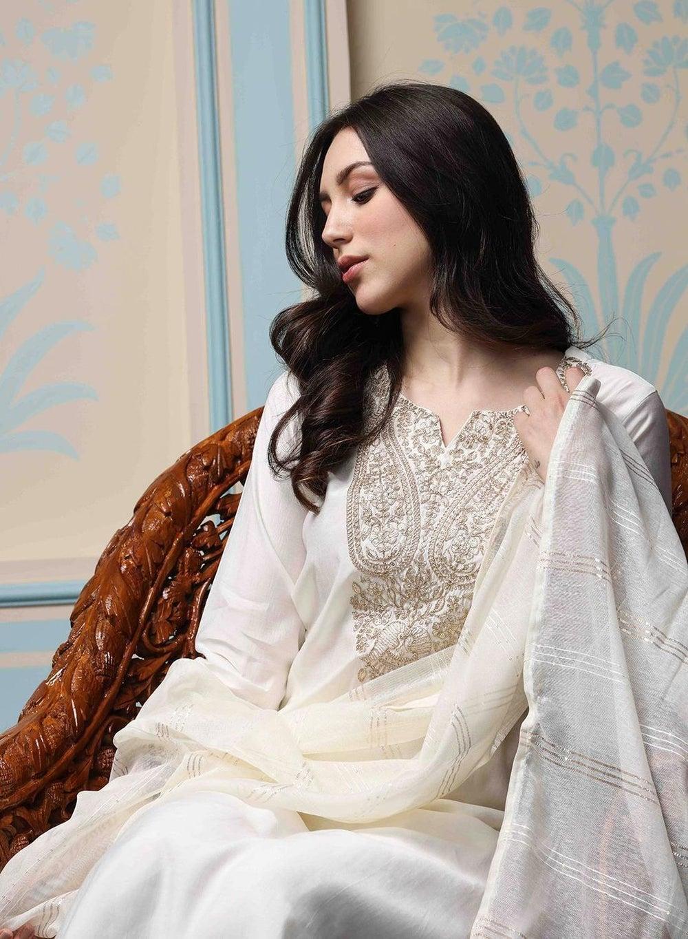 Women’s Off White Cotton Yoke Design Straight Fit Kurta Set - Image 1