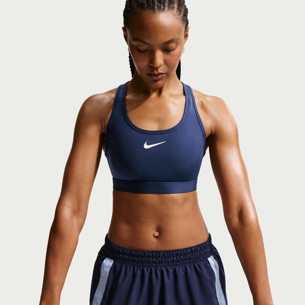 Nike Women's Swoosh Medium Support Training Sports Bra - Image 1